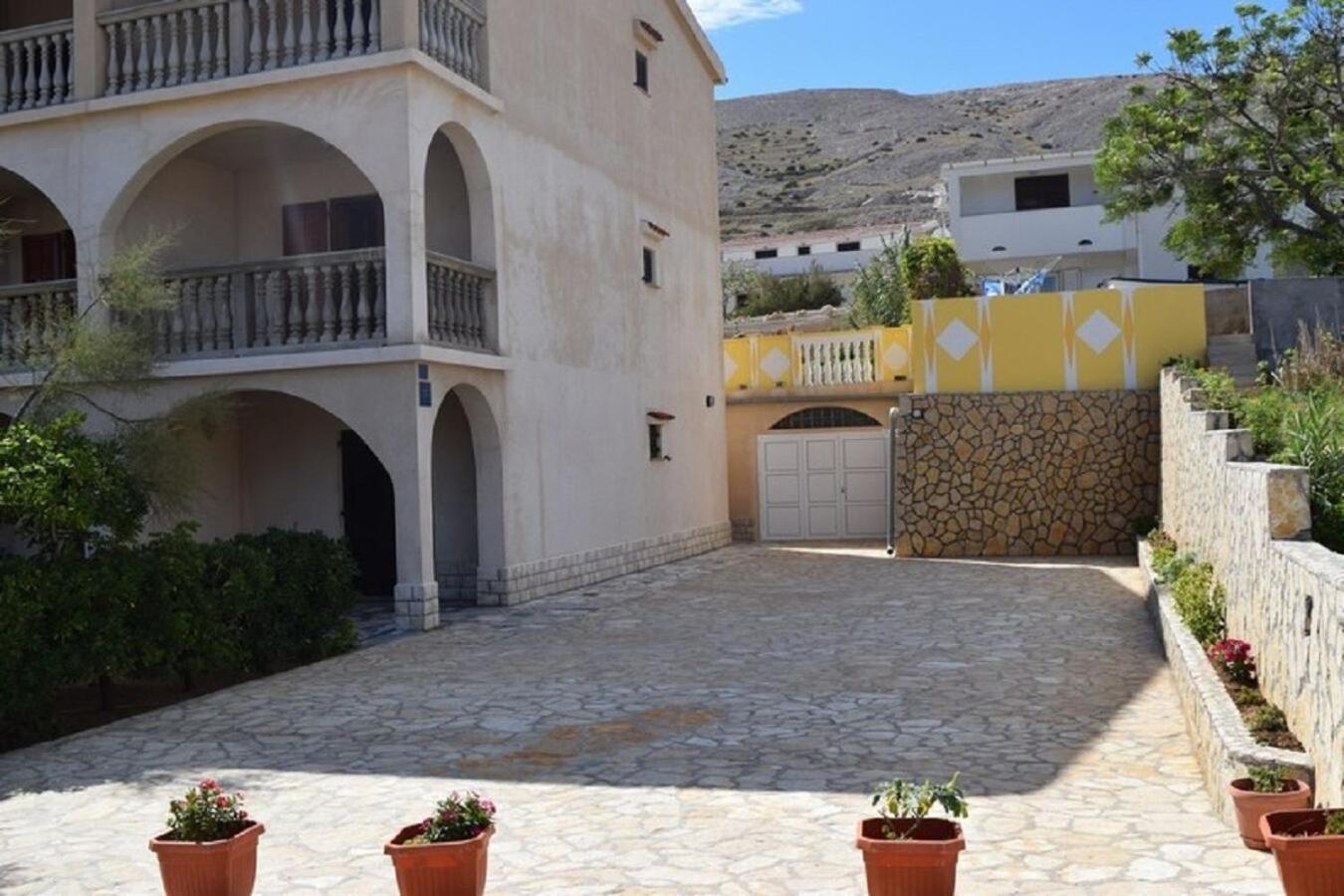 Apartment Dar Pag Town Buitenkant foto